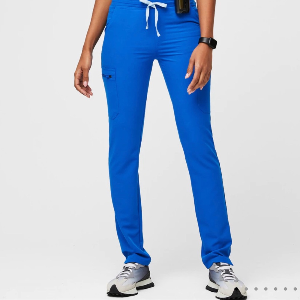 Size Small Figs Scrub Pants